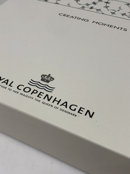 ロイヤルコペンハーゲン　ブルーフルーテッドハーフレース　25CM