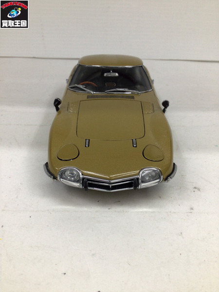 1/24スケールカー EBBRO 1/24 トヨタ 2000GT
