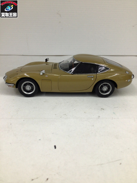 1/24スケールカー EBBRO 1/24 トヨタ 2000GT