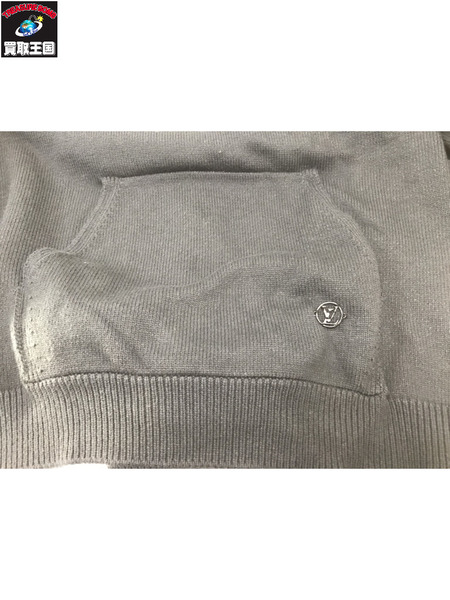 LV  タートルネックセーター