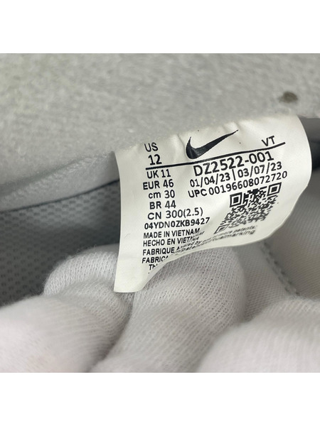 NIKE スニーカー DZ2522-001