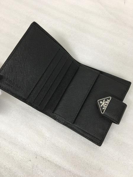 PRADA サフィアーノ トライアングル 二つ折り財布