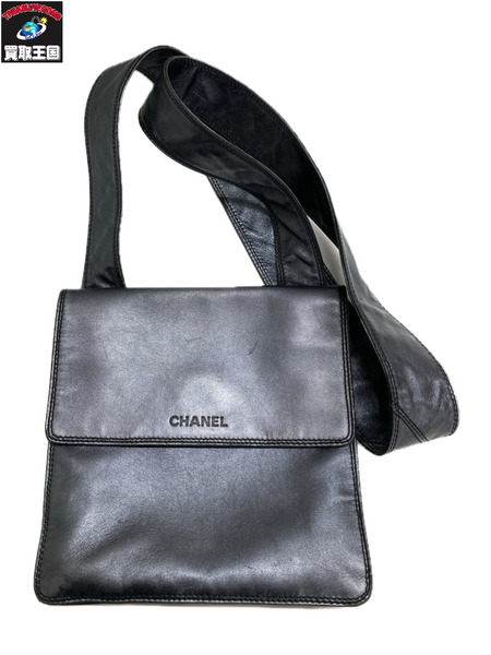 CHANEL レザ-ショルダーバッグ