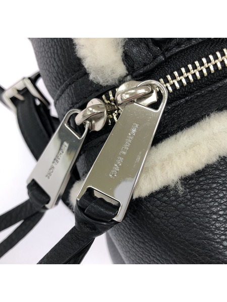 MICHAEL KORS レザーリュック　黒