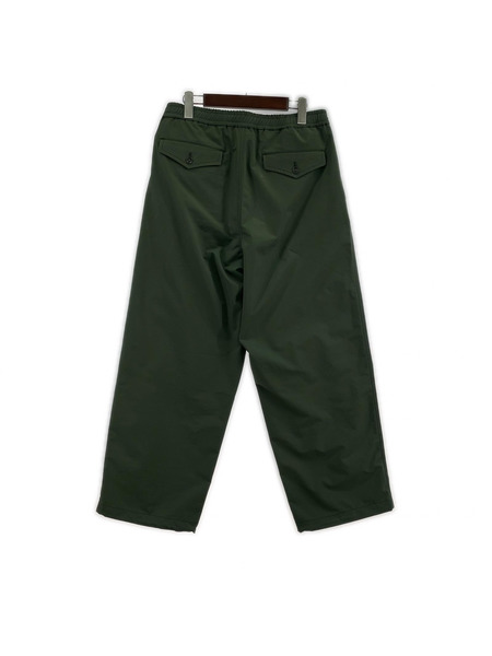 DAIWA PIER39 パンツ × BEAUTY&YOUTH 2PLEATS NYLON PANT カーキ