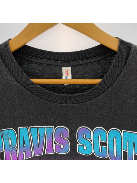 TRAVIS SCOTT プリントTシャツ