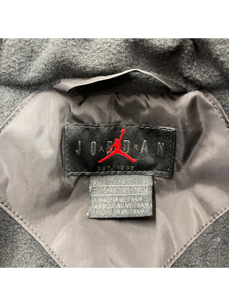 NIKE JORDAN BRAND 中綿ジャケット(XL)