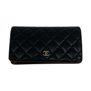 CHANEL ラウンドウォレット