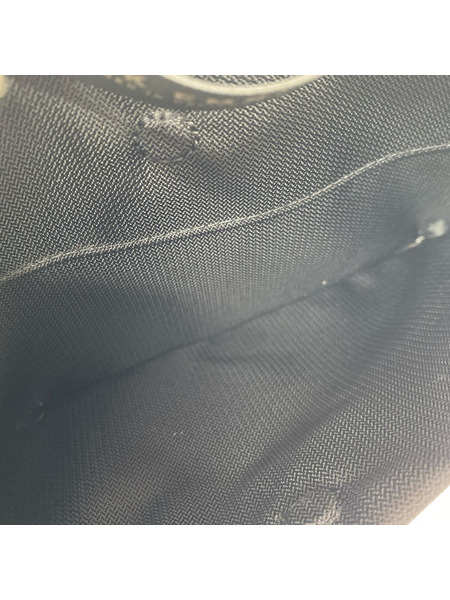 . ショルダーバッグ BLACK　EMBER　サコッシュ　黒