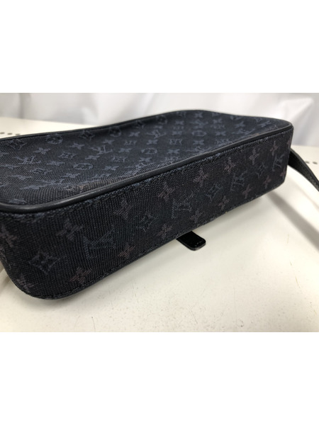 ショルダーバッグ LOUIS VUITTON モノグラム ミニジュリエットMM