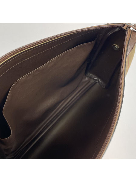 Burberry's セカンドバッグ