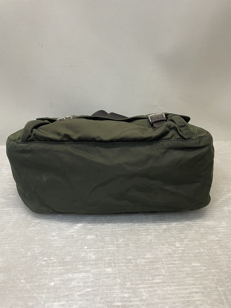 PRADA ナイロンメッセンジャーバッグ カーキ[値下]