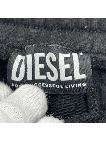 DIESEL ショートパンツ スウェットショートパンツ (M) 黒