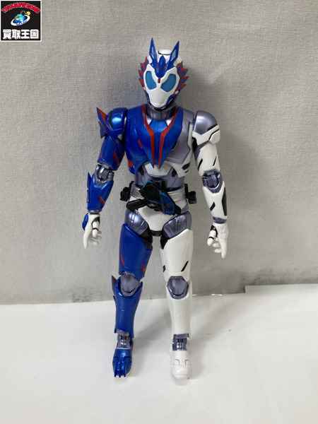 メーカー 仮面ライダーフィギュア S.H.Figuarts 仮面ライダーバルカン シューティングウルフ