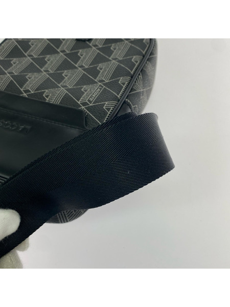 LACOSTE ショルダーバッグ