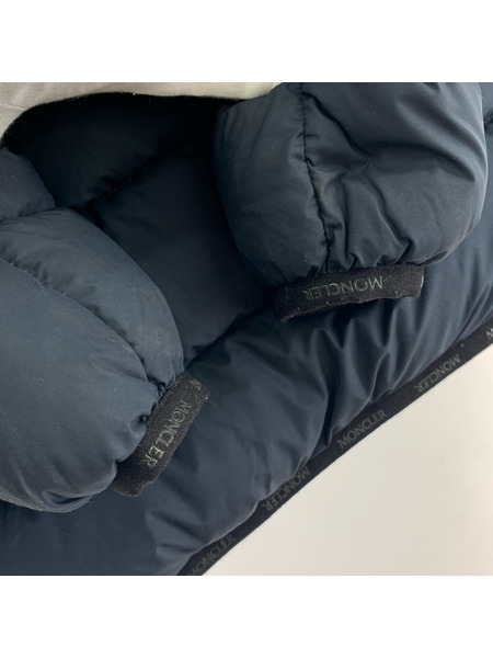 MONCLER キッズ衣料 MONCLER ダウンジャケット