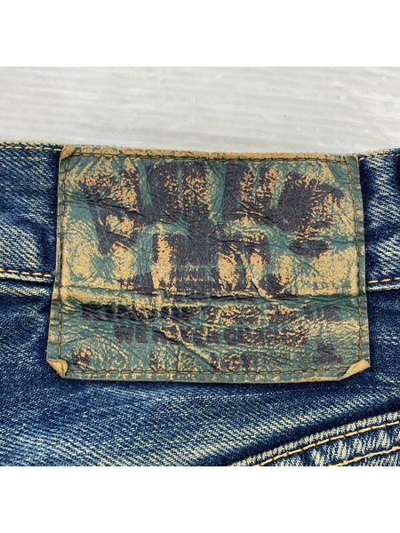 BLUE BLUE パンツ デニムパンツ