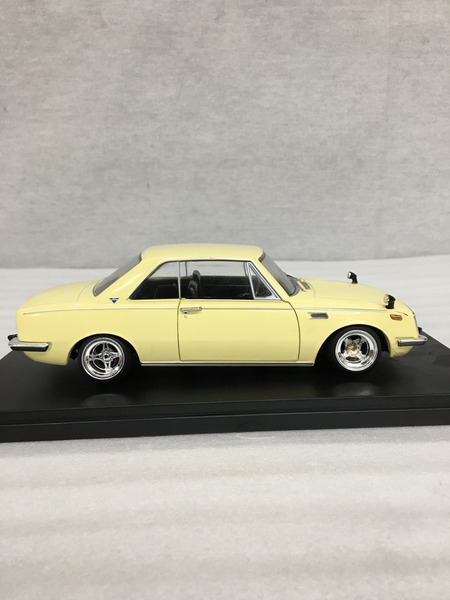 1/24スケールカー Toyota 1600GT (1967）