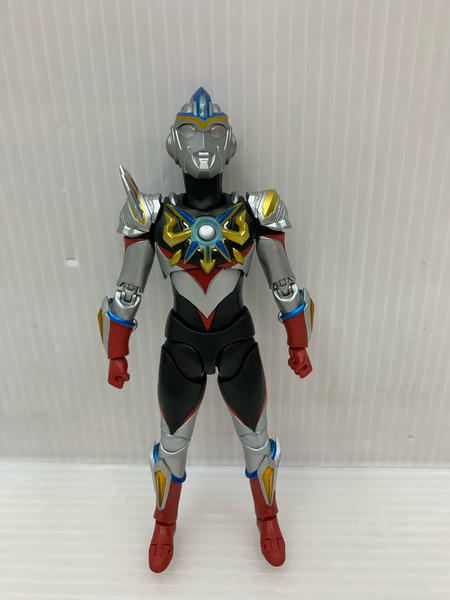 S.H.Figuarts 劇場版 ウルトラマンオーブ 絆の力、おかりします！ ウルトラマンオーブ オーブトリニティ
