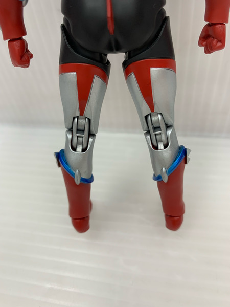 S.H.Figuarts 劇場版 ウルトラマンオーブ 絆の力、おかりします！ ウルトラマンオーブ オーブトリニティ
