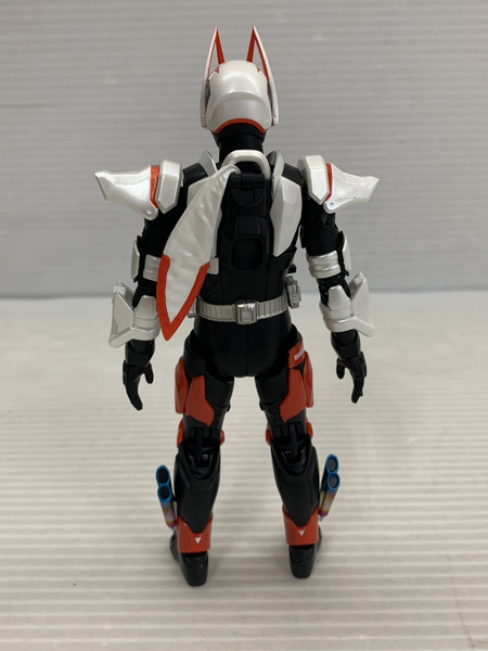 メーカー 仮面ライダーフィギュア ギーツ マグナムブーストフォーム