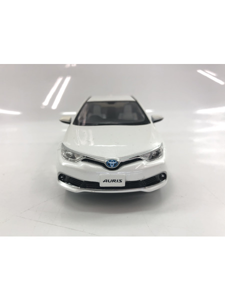 カラーサンプル　AURIS