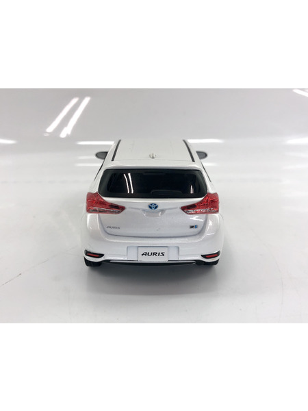 カラーサンプル　AURIS