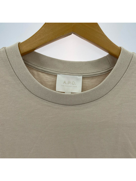A.P.C. 半袖Tシャツ・カットソー RUE MADAME 胸ロゴ刺繍 S/S Tee アイボリー  L