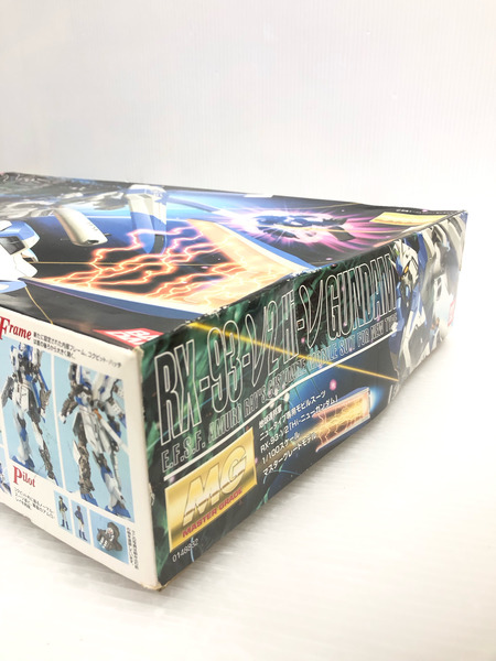 MG 1/100 RX-93-γ2 Hi-ニューガンダム