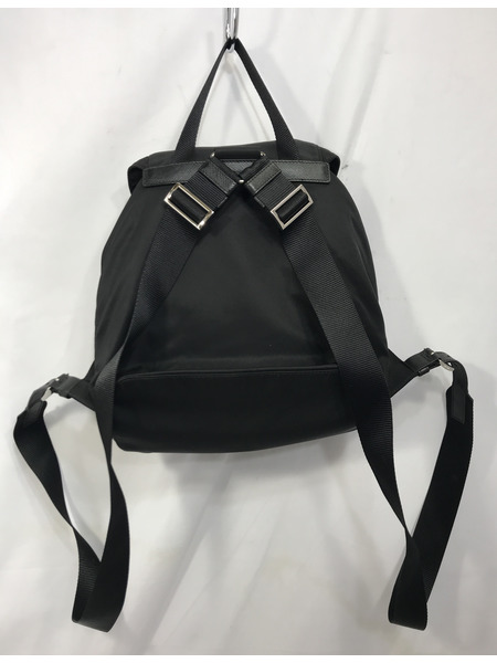 リュックサック・バックパック Small Re-Nylon backpack