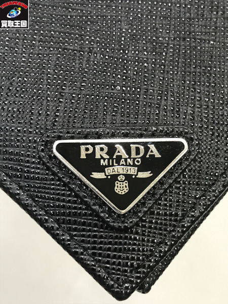 PRADA 二つ折り財布 ブラック