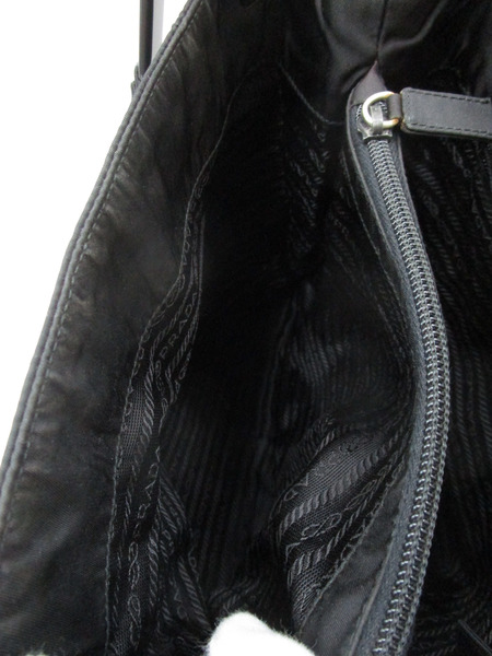 PRADA ナイロンハンドバッグ 持ち手プラ