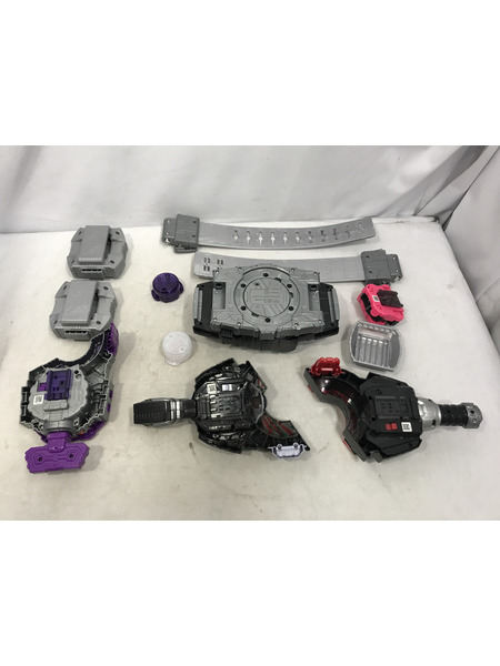 メーカー 仮面ライダー変身アイテム DXデザイアドライバー＆ゾンビレイズバックル＆レイズバックルホルダー
