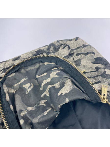 LeSportsac リュックサック・バックパック タイガーカモ柄 リュック