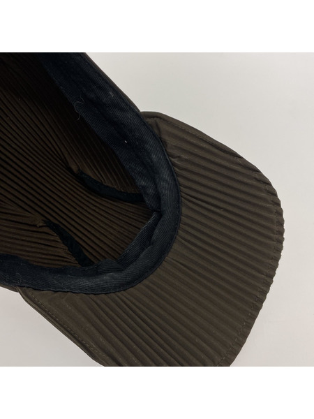 HOMME PLISSE ISSEY MIYAKE PLEATS CAP ブラウン