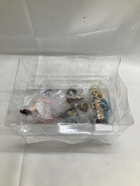 一番くじ  進撃の巨人 地鳴らし A賞 エレン＆ミカサ＆アルミン フィギュア