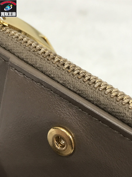 BOTTEGA VENETA マキシイントレチャート　カセット 二つ折り財布