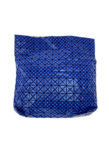 BAOBAO ISSEY MIYAKE ソノ他バッグ BB51-AG961 ドット 青白
