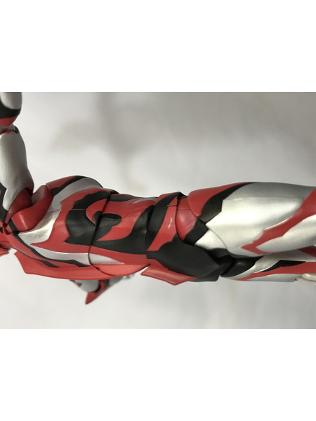 メーカー ウルトラマン S.H.Figuarts ウルトラマンジード プリミティブ