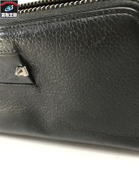 C.Louboutin 長財布 パネトーネ 黒 スタッズ カーフレザ-