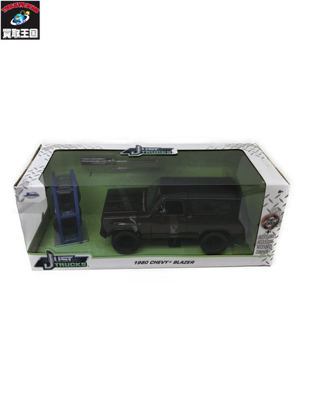 1/24スケールカー ＪＵＳＴ　ＴＲＵＣＫＳ　1980