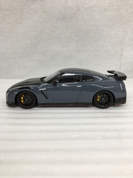 1/18スケールカー AUTOart NISSAN GT-R ニスモ SPECIAL EDITION