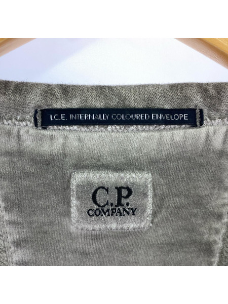 C.P.Company スウェット・トレーナー FADED EFFECT CREWNECK SWEAT