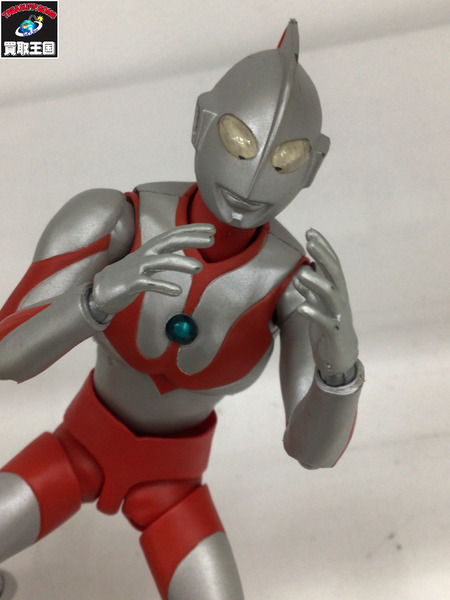 メーカー ウルトラマン S.H.Figuarts ウルトラマン