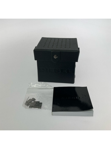 DIESEL メンズ時計 DZ-4329 メガチーフ