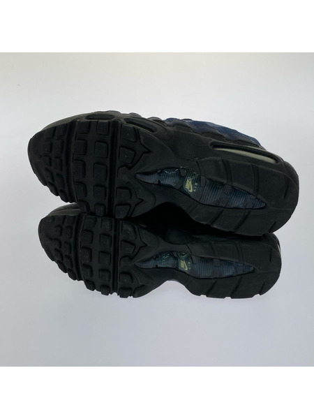 NIKE スニーカー 749766-028