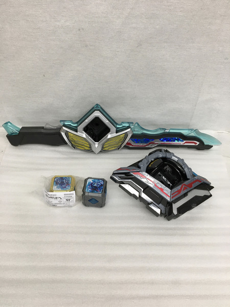 ウルトラマンアーク DX最強なりきりセット
