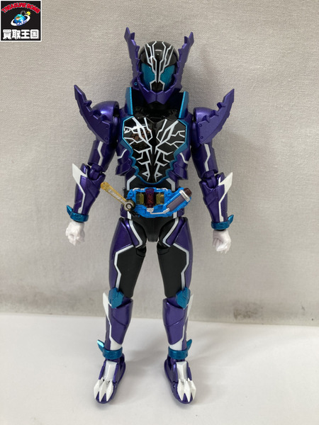 メーカー 仮面ライダーフィギュア S.H.Figuarts 仮面ライダーローグ[値下]