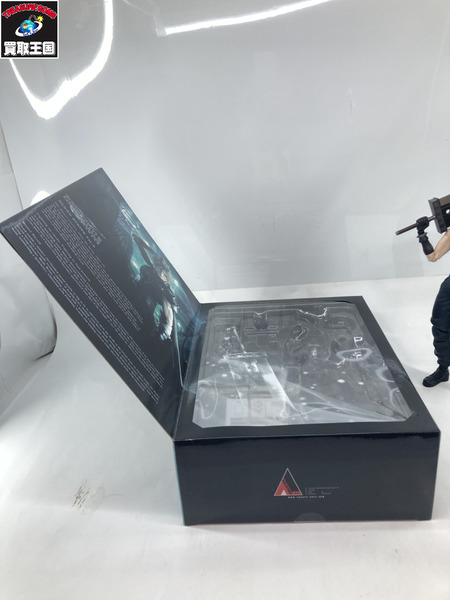 FINAL FANTASYVII REMAKE PLAY ARTS改 クラウド