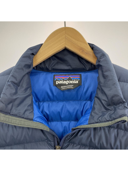 patagonia ダウンジャケット 紺 (M)